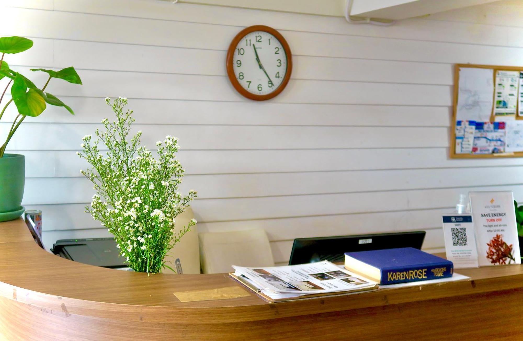 Les Fleurs Bangkok Hostel Екстериор снимка