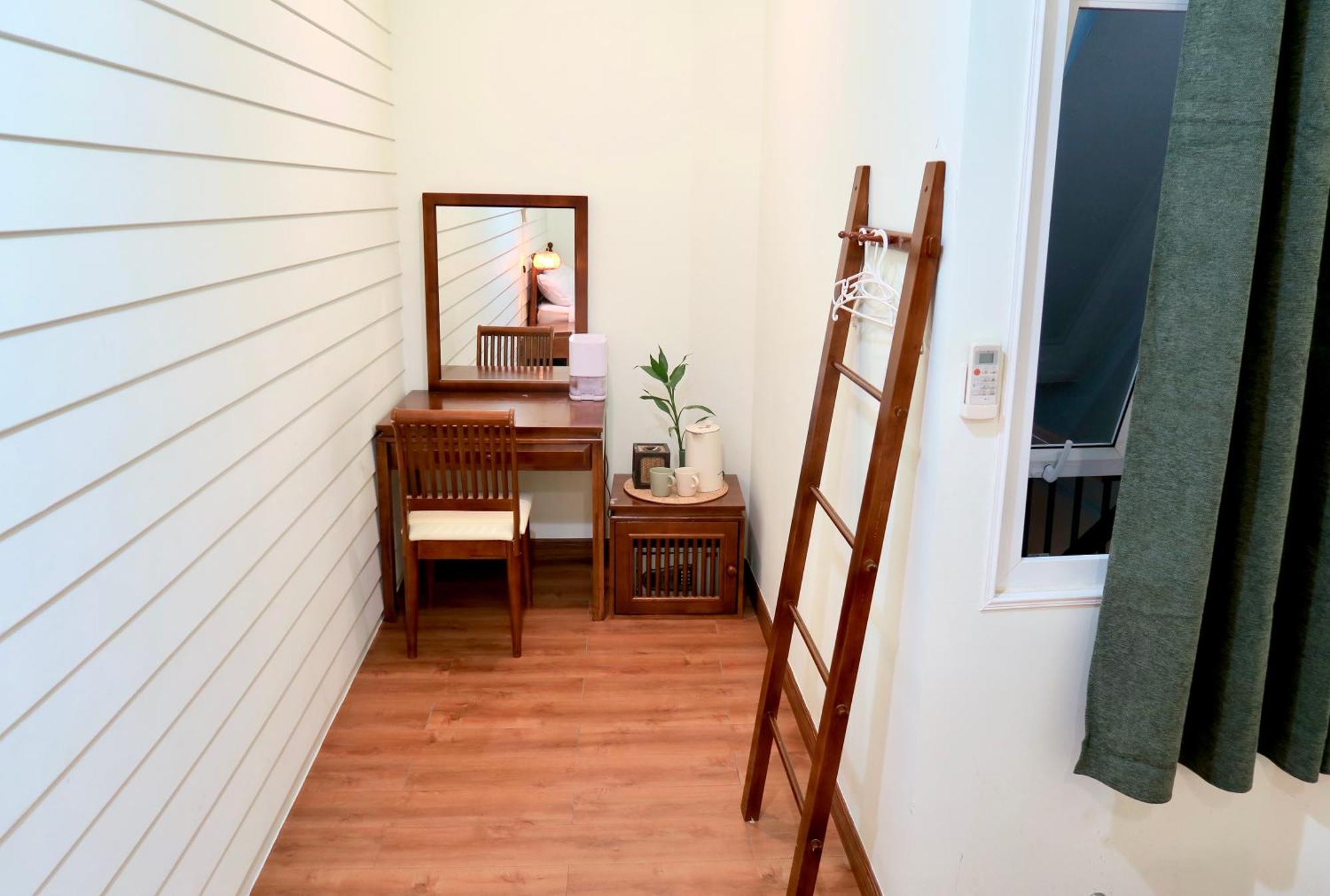 Les Fleurs Bangkok Hostel Екстериор снимка