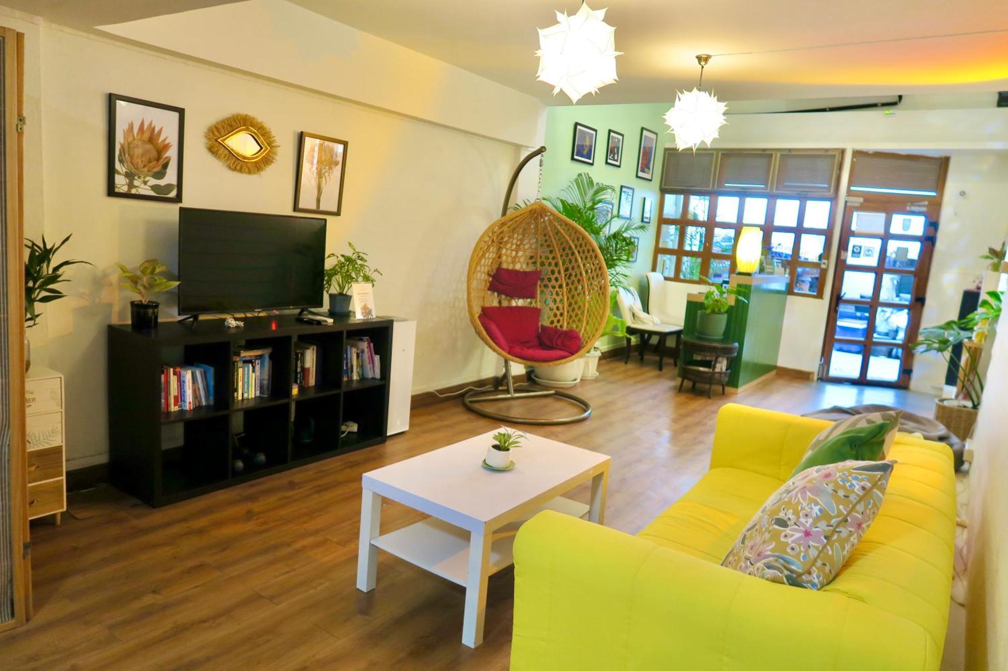 Les Fleurs Bangkok Hostel Екстериор снимка