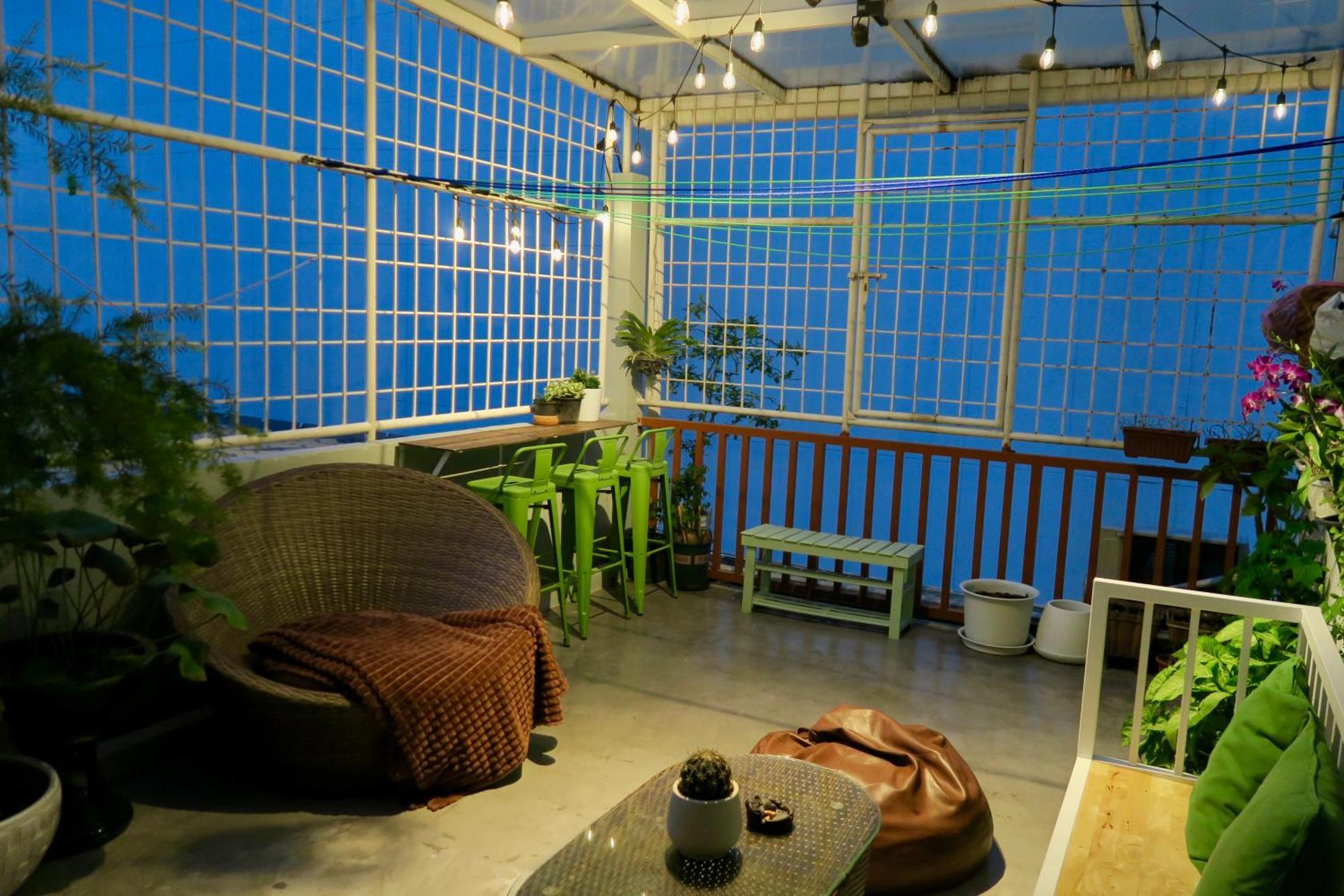 Les Fleurs Bangkok Hostel Екстериор снимка