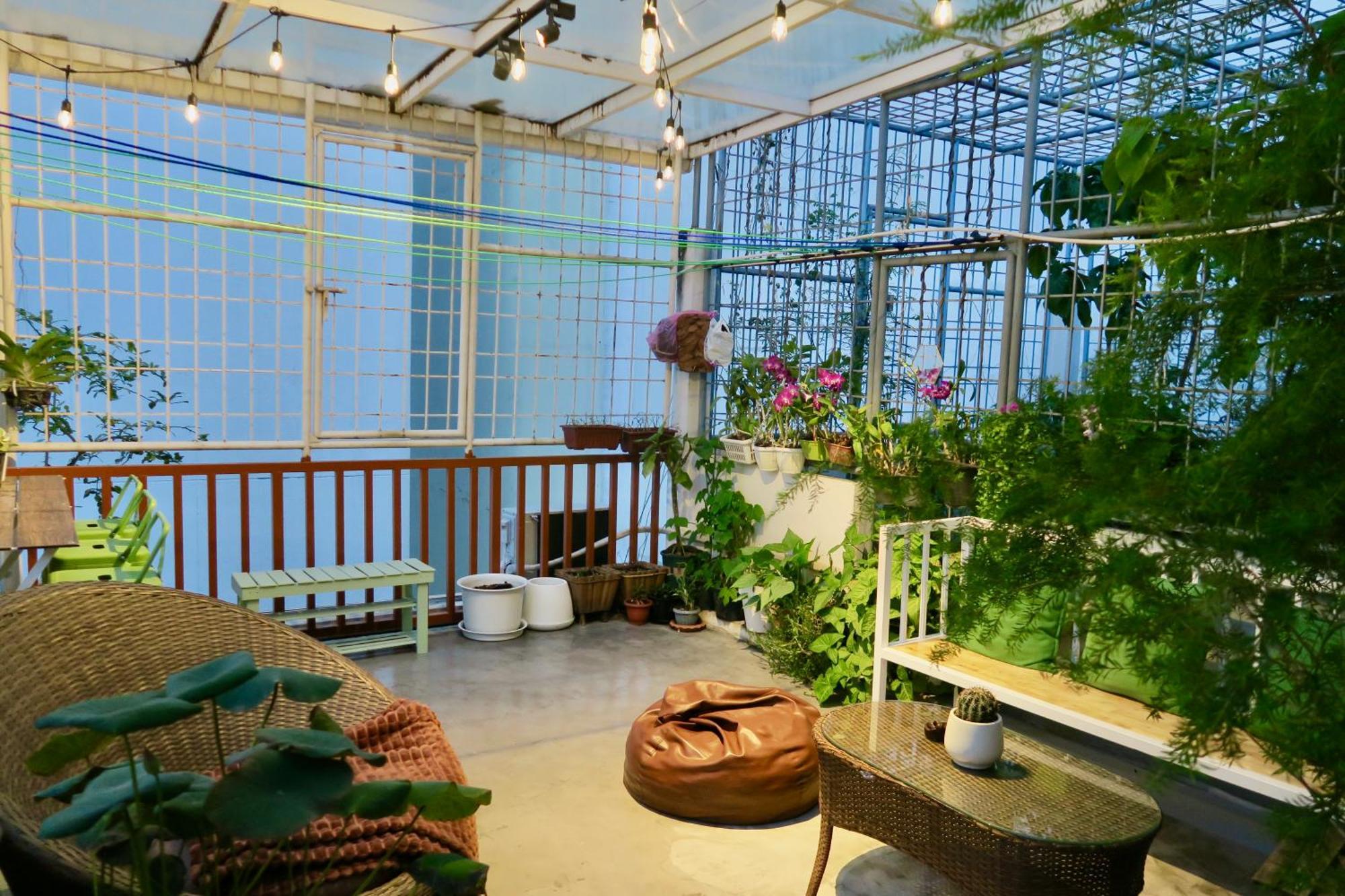 Les Fleurs Bangkok Hostel Екстериор снимка
